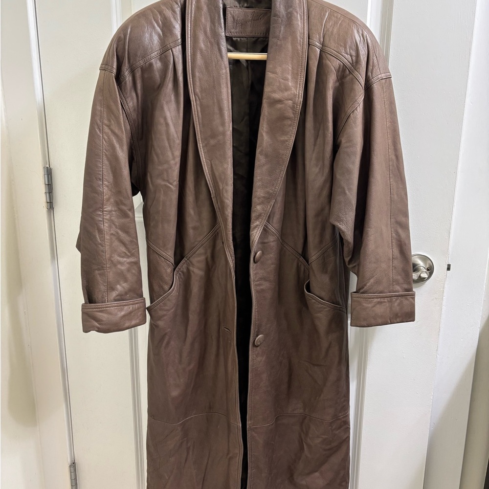 Vintage Women’s Brown Leather Coat